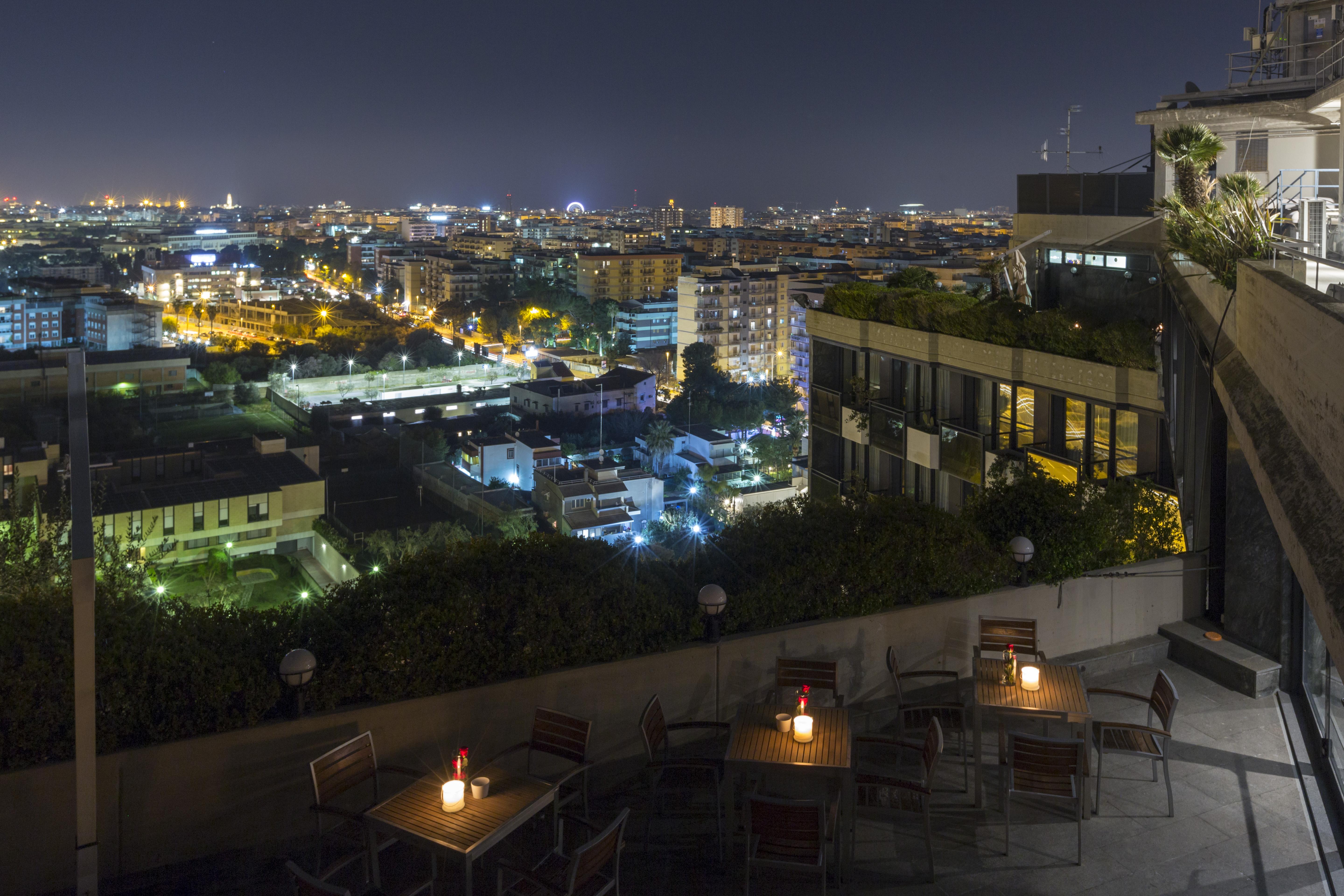 The Nicolaus Hotel Bari Exterior foto